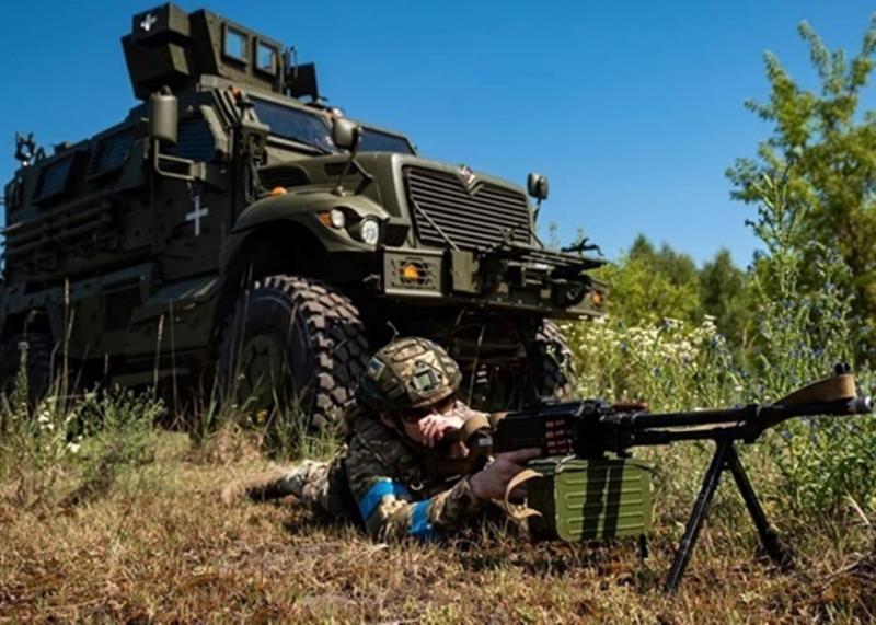 Генеральний штаб повідомив про збройні сутички на восьми фронтах.