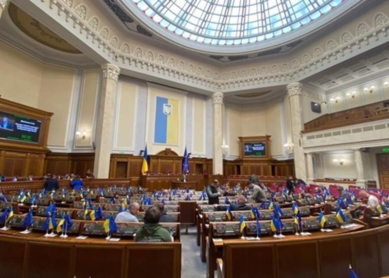 Парламент затвердив законопроект, що стосується приватизації державних банків.